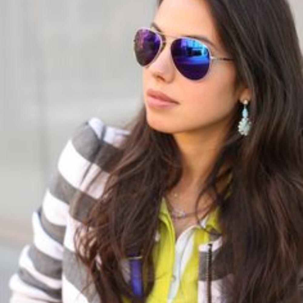 Aviator Reflective Gold Frame Purple Sunglas - Picture 5 of 5